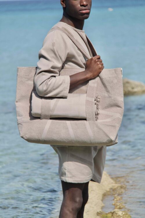 WAY Bossa beach bag with beach towel in grey