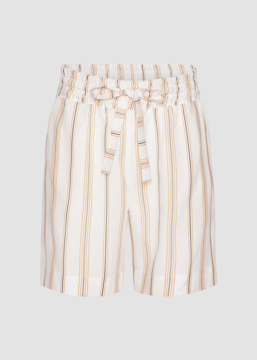 Saono shorts from WAY packshot